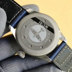 IWC International Watch Company, серия «Великий летчик» (Big Pilo