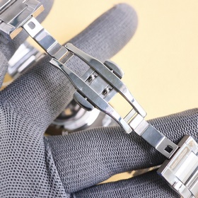 Новинка JAEGER-LECOULTRE — часы Jaeger-LeCoultre Master Compresso