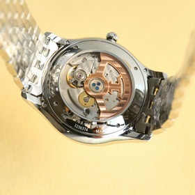 Серия JL Master Ultra Thin от Jaeger-LeCoultre Размер корпуса 40