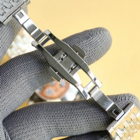 Серия JL Master Ultra Thin от Jaeger-LeCoultre Размер корпуса 40