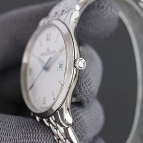 Серия ультратонких часов Jaeger-LeCoultre Размер часового механиз