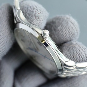 Серия JL Master Ultra Thin от Jaeger-LeCoultre Размер корпуса 40