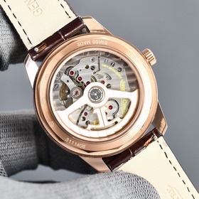 (Струбцина) поступила в продажу Часы Jaeger-LeCoultre из серии G