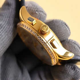 Новинка JAEGER-LECOULTRE — часы Jaeger-LeCoultre Master Compresso