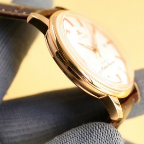 Часы Jaeger-LeCoultre JL Master Ultra Thin серии JL Master Ultra 
