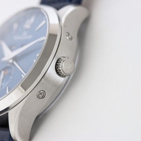 Jaeger-LeCoultre представляет часы Master Calendar 1558420 серии 