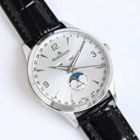 Jaeger-LeCoultre представляет часы Master Calendar 1558420 серии