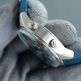 Серия Jaeger-LeCoultre North Star V3, диаметр 41 мм, синхронизиро