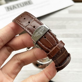 【Новинка】： Longines с двумя стрелками полукруглой рамкой Тип ： Эл
