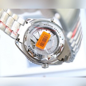 Поступила партия часов Seamaster 600 метров Официально рекомендов