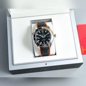 Поступила партия часов Seamaster 600 метров Официально рекомендов
