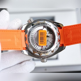 Поступила партия часов Seamaster 600 метров Официально рекомендов