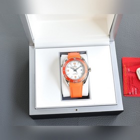 Поступила партия часов Seamaster 600 метров Официально рекомендов