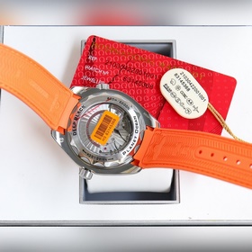 Поступила партия часов Seamaster 600 метров Официально рекомендов