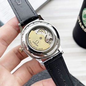 【Новинка】： Omega с тремя стрелками Тип ： Элитный мужской часы 【Ре
