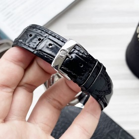 【Новинка】： Omega с тремя стрелками Тип ： Элитный мужской часы 【Ре