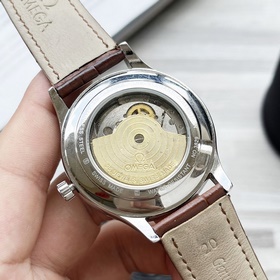 【Новинка】： Omega с тремя стрелками Тип ： Элитный мужской часы 【Ре
