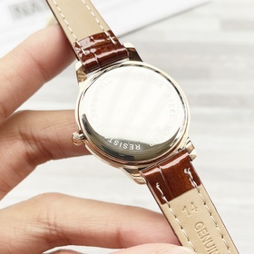 Женские часы Omega с оригинальным импортным кварцевым механизмом,