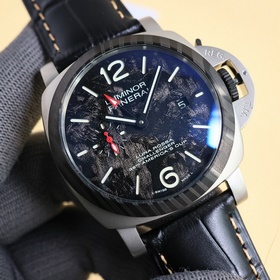 Panerai SUBMERSIBLE BMG-TECH — 47-миллиметровые часы из серии Sub