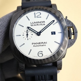 Panerai SUBMERSIBLE BMG-TECH — 47-миллиметровые часы из серии Sub