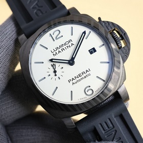 Panerai SUBMERSIBLE BMG-TECH — 47-миллиметровые часы из серии Sub