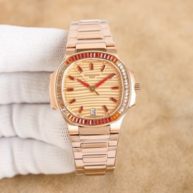 Новые ювелирные модели женских часов Patek Philippe RM Nautilus с
