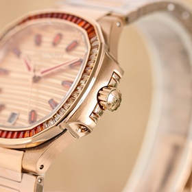 Новые ювелирные модели женских часов Patek Philippe RM Nautilus с