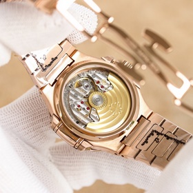 Новые ювелирные модели женских часов Patek Philippe RM Nautilus с