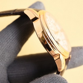 Выпуск серии часов Patek Philippe сложными функциями. Исключитель