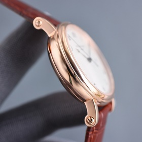 Новая модель от «Мастера сердца» — классическая серия часов Patek