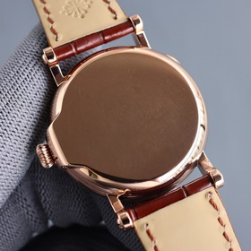 Новая модель от «Мастера сердца» — классическая серия часов Patek