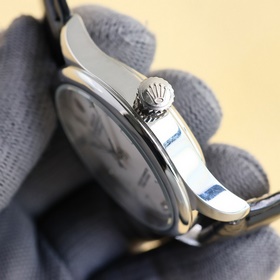 Новая модель от магазина. Rolex с уникальным дизайном циферблата 