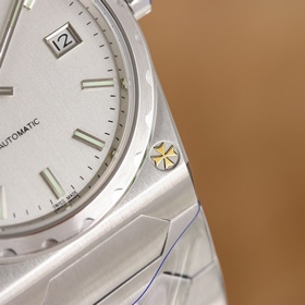 Ретро и модный, популярный среди многих знаменитостей — Vacheron 