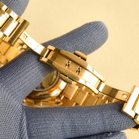 Vacheron Constantin R46 обновленная версия серии Tradition, много