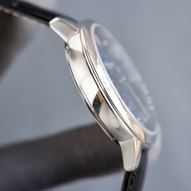 Новая модель Tw2024 от Vacheron Constantin, созданная при участии