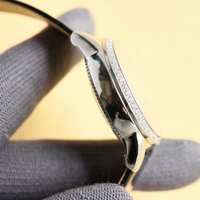 V2 обновленная версия серии Egérie от Vacheron Constantin пополни