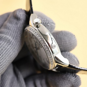 V2 обновленная версия серии Egérie от Vacheron Constantin пополни