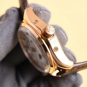 GR шедевр — часы VC Vacheron Constantin FIFTYSIX с полным календа