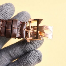GR шедевр — часы VC Vacheron Constantin FIFTYSIX с полным календа