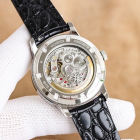 Мужские часы Vacheron Constantin Traditionnelle 1. Часы оснащены 