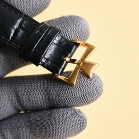 Многофункциональные часы Vacheron Constantin с вечным календарем.