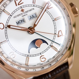 GR шедевр — часы VC Vacheron Constantin FIFTYSIX с полным календа