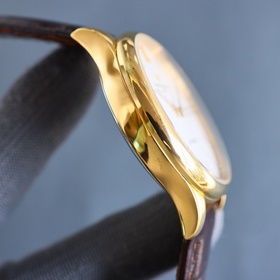 【Новинка】： Vacheron Constantin, дизайн с тремя стрелками Тип ： Эл