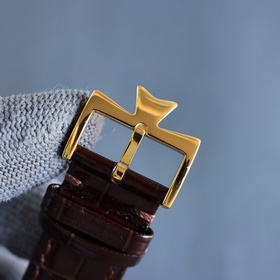 【Новинка】： Vacheron Constantin, дизайн с тремя стрелками Тип ： Эл