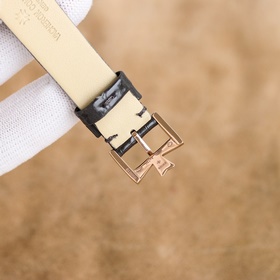 Часы Vacheron Constantin Traditionnelle с лунными фазами в корпус