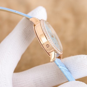 Часы Vacheron Constantin Traditionnelle с лунными фазами в корпус