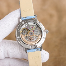 Часы Vacheron Constantin Traditionnelle с лунными фазами в корпус