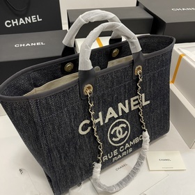 Chanel 22B [Z-версия] Маленькая джинсовая сумка черного цвета для