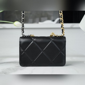 Новая модель 19woc Black Gold Chanel 19woc был обновлен. В Taikoo