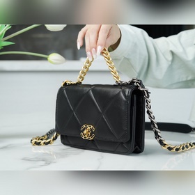 Новая модель 19woc Black Gold Chanel 19woc был обновлен. В Taikoo